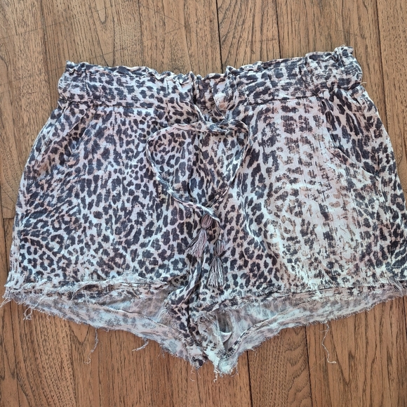 REWASH Leopard Print Women's Shorts BOHO SIZE LARGE SKU 204 - Picture 3 of 5